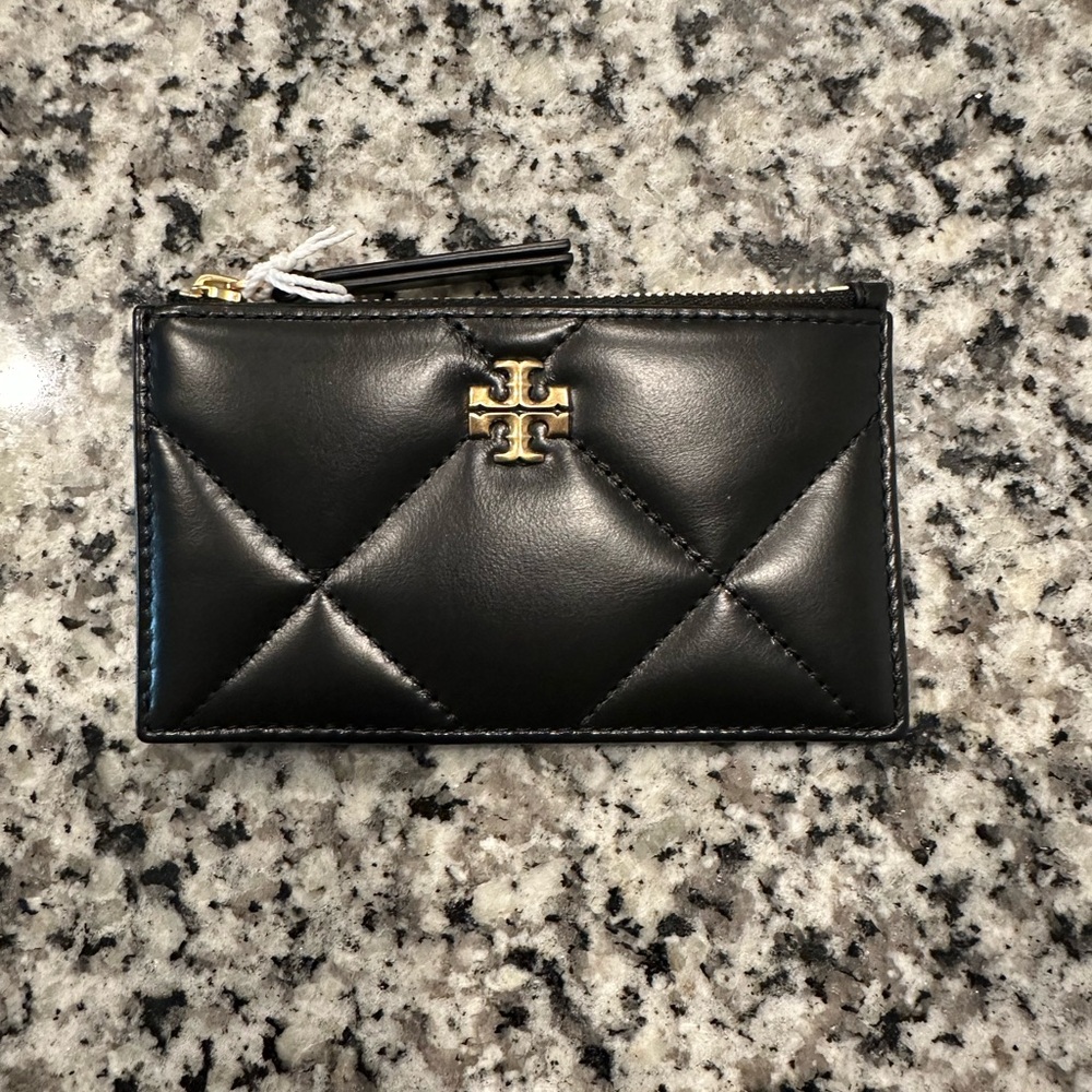 TORY BURCH KIRA DIAMOND QUILT ZIP CARD CASE